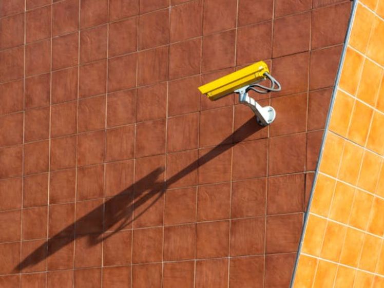 Come Riconoscere una Telecamera di Sicurezza Finta